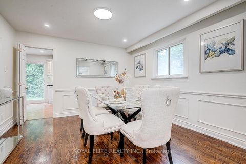 Photo 9 at 11 Abbeywood Trail, Don Mills, Toronto