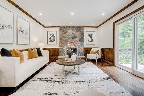 Photo 13 at 11 Abbeywood Trail, Don Mills, Toronto