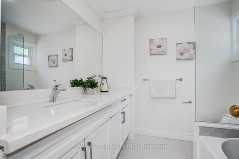 Photo 27 at 11 Abbeywood Trail, Don Mills, Toronto