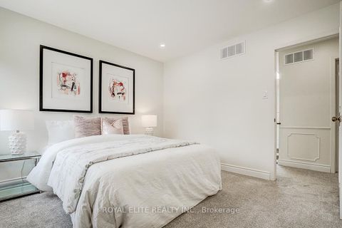 Photo 32 at 11 Abbeywood Trail, Don Mills, Toronto