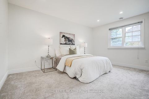 Photo 35 at 11 Abbeywood Trail, Don Mills, Toronto