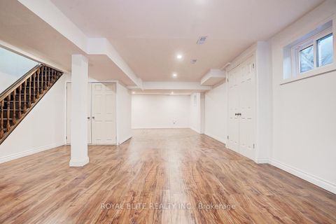 Photo 36 at 11 Abbeywood Trail, Don Mills, Toronto