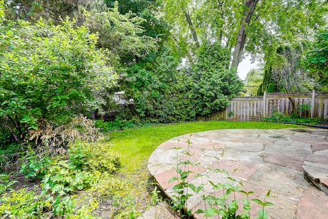 Photo 44 at 11 Abbeywood Trail, Don Mills, Toronto