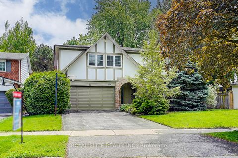 Photo 48 at 11 Abbeywood Trail, Don Mills, Toronto