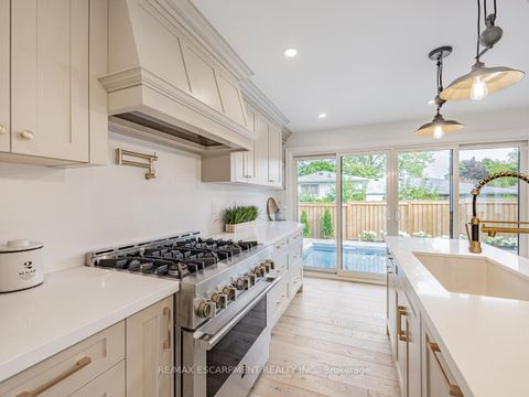 Photo 14 at 2212 Urwin Crescent, WO West, Oakville