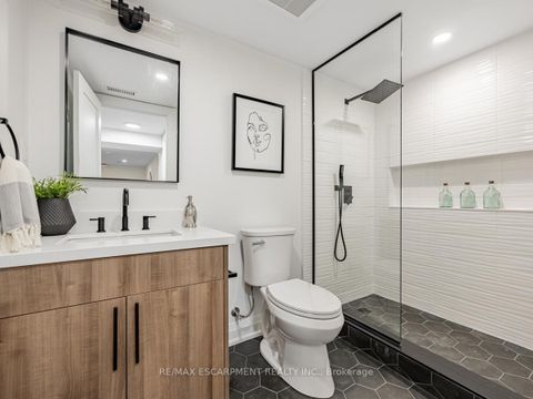 Photo 34 at 2212 Urwin Crescent, WO West, Oakville