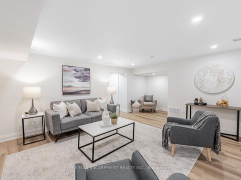 Photo 35 at 2212 Urwin Crescent, WO West, Oakville