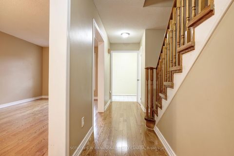Photo 13 at 2243 Shipwright Road, GA Glen Abbey, Oakville