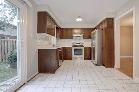 Photo 14 at 2243 Shipwright Road, GA Glen Abbey, Oakville