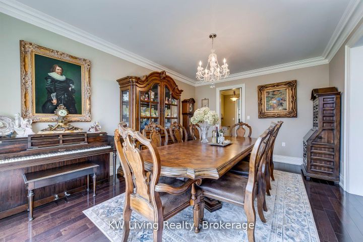 Photo 6 at 70 Hartfield Road, Humber Valley, Toronto