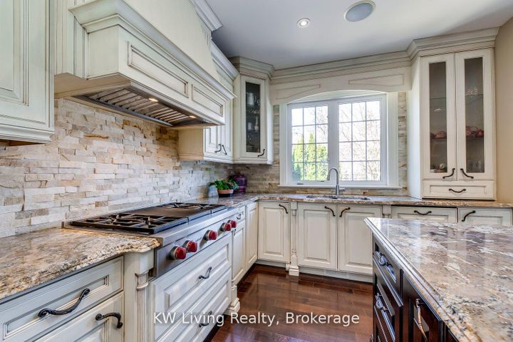 Photo 10 at 70 Hartfield Road, Humber Valley, Toronto