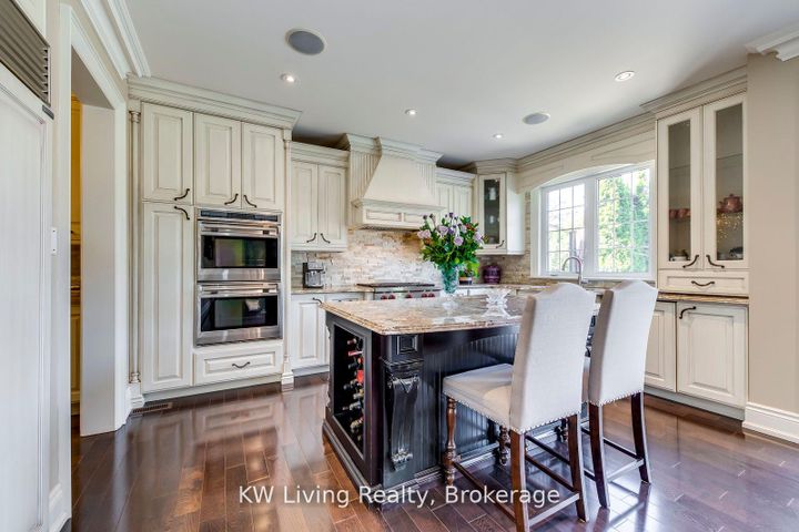 Photo 12 at 70 Hartfield Road, Humber Valley, Toronto