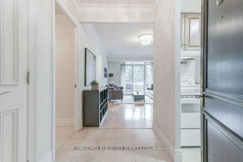 Photo 3 at 209 - 10 Old York Mills Road, York Mills, Toronto