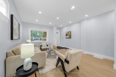 Photo 4 at 977 Broadview Avenue, Broadview North, Toronto