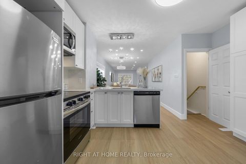 Photo 9 at 977 Broadview Avenue, Broadview North, Toronto