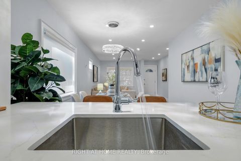 Photo 11 at 977 Broadview Avenue, Broadview North, Toronto