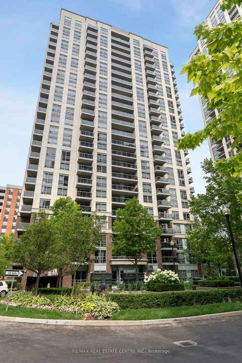 Photo 1 at 304 - 5 Michael Power Place, City Centre West, Toronto