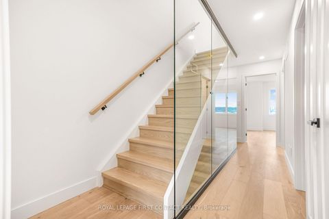 Photo 10 at 4 Alderwood Lane, Allandale, Barrie