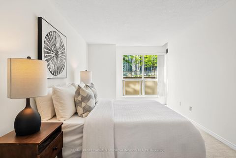 Photo 20 at 502 - 25 The Esplanade, Waterfront Communities C8, Toronto