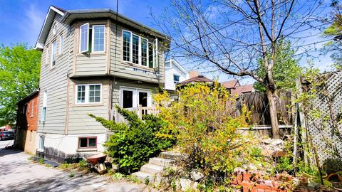 Photo 3 at 343 Kane Avenue, Eglinton West, Toronto