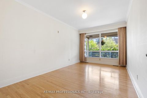 Photo 7 at 8 Glendarling Road, Humber Valley, Toronto