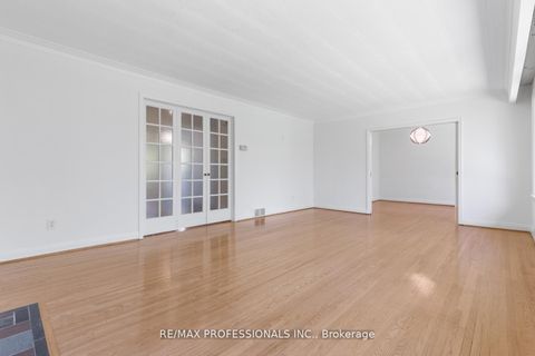 Photo 16 at 8 Glendarling Road, Humber Valley, Toronto