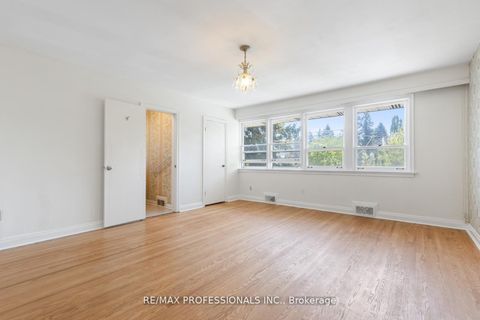 Photo 20 at 8 Glendarling Road, Humber Valley, Toronto