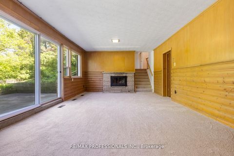 Photo 24 at 8 Glendarling Road, Humber Valley, Toronto