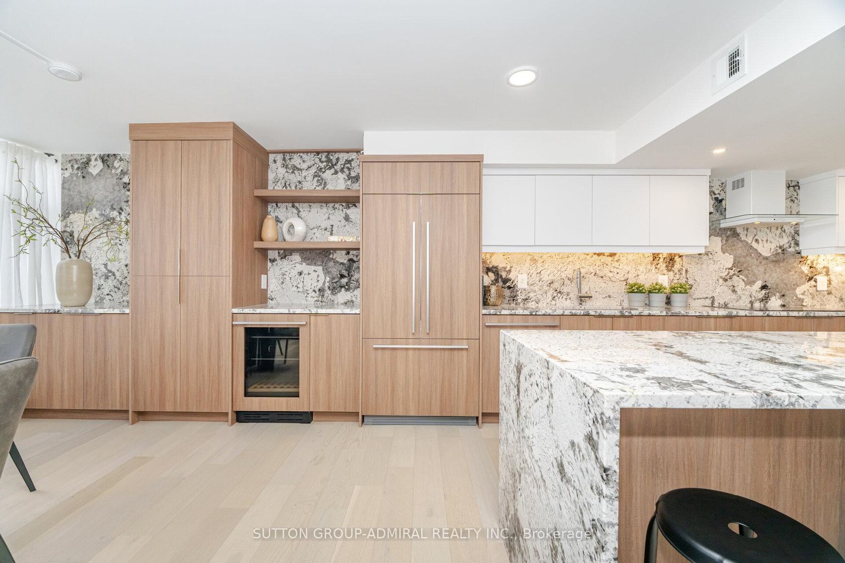 902 - 900 Yonge Street, Annex, Toronto 