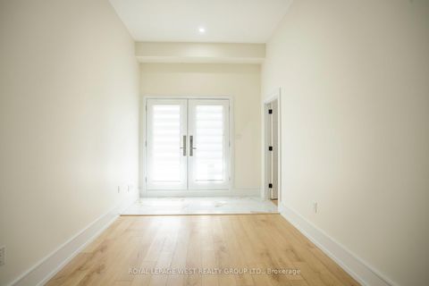 Photo 13 at 266A Kennedy Road, Cliffside, Toronto
