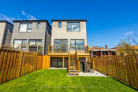 Photo 15 at 266A Kennedy Road, Cliffside, Toronto