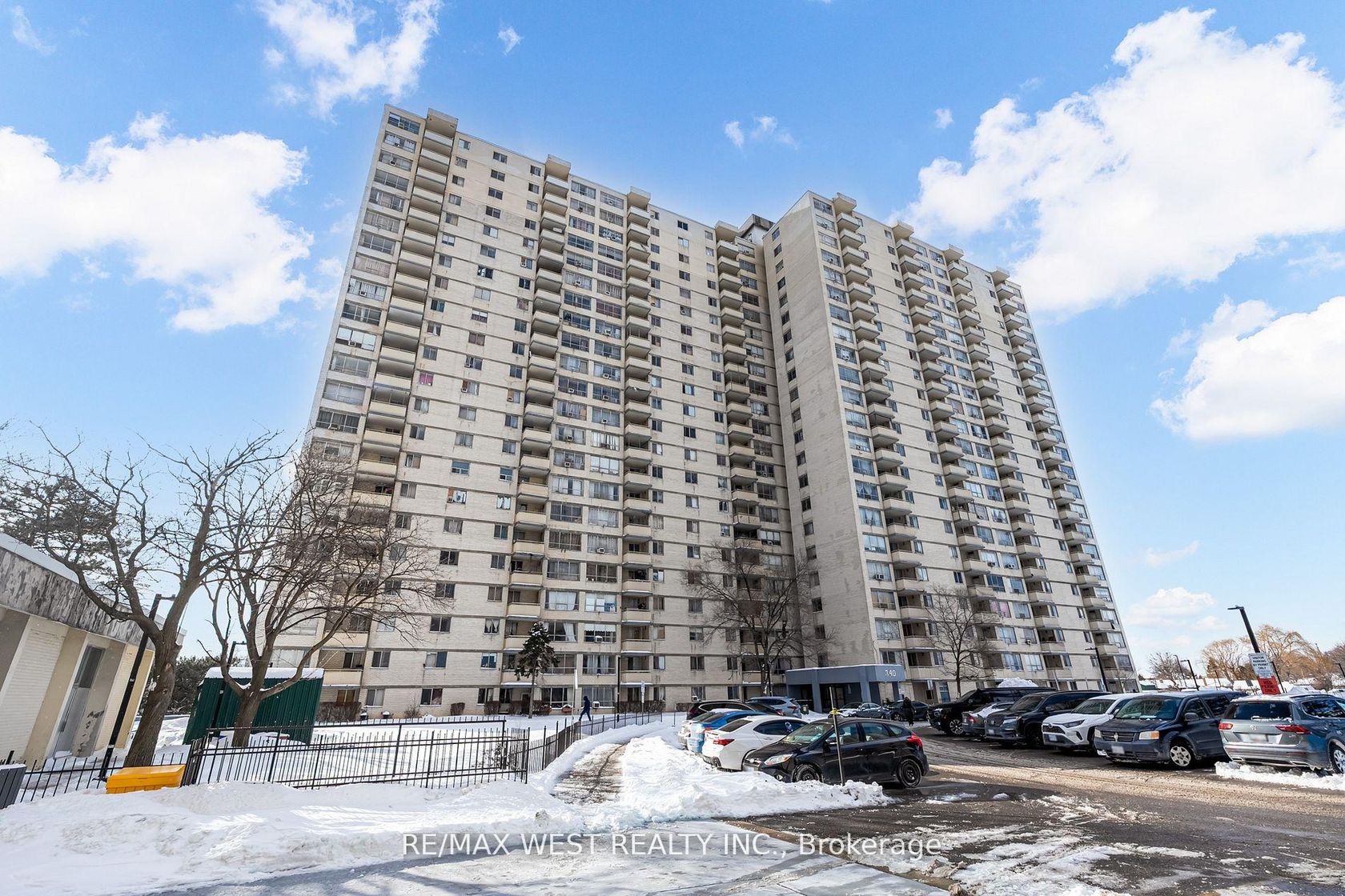 209 - 340 Dixon Road, The Westway, Toronto 
