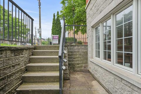 Photo 5 at 102 - 262 St. Helens Avenue, Dufferin Grove, Toronto