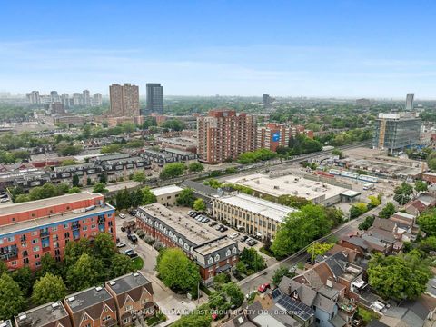 Photo 32 at 102 - 262 St. Helens Avenue, Dufferin Grove, Toronto