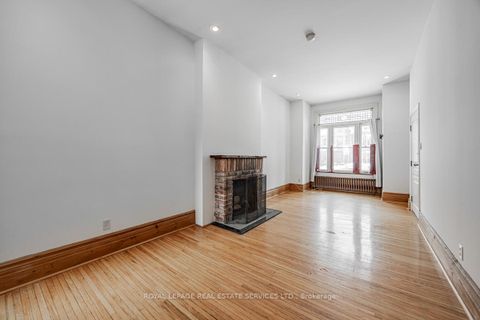 Photo 21 at 62 Lakeview Avenue, Bellwoods, Toronto
