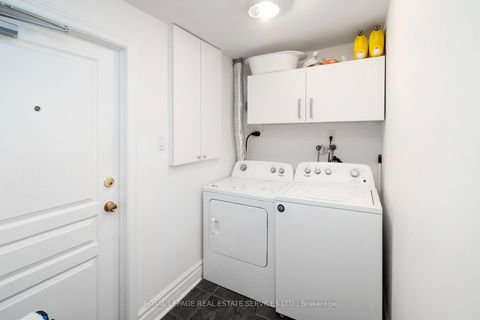 Photo 31 at 62 Lakeview Avenue, Bellwoods, Toronto
