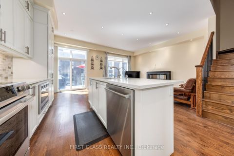 Photo 17 at 4 Allerton Road, Patterson, Vaughan