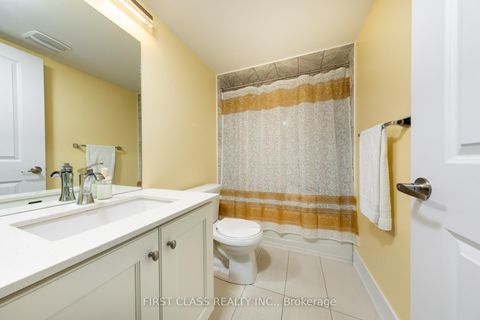 Photo 41 at 4 Allerton Road, Patterson, Vaughan