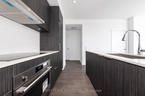 Photo 3 at S3308 - 8 Olympic Garden Drive, Newtonbrook East, Toronto