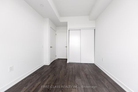 Photo 10 at S3308 - 8 Olympic Garden Drive, Newtonbrook East, Toronto