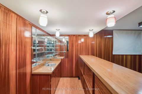 Photo 31 at 40 Marathon Crescent, Newtonbrook West, Toronto