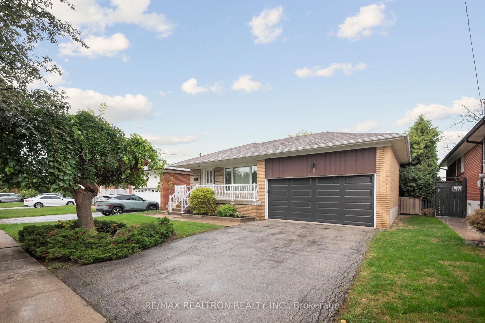 40 Marathon Crescent, Newtonbrook West, Toronto 