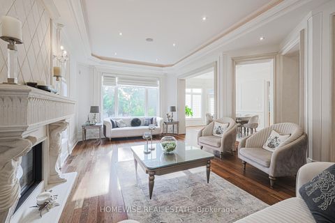 Photo 10 at 2706 Bayview Avenue, Windfields, Toronto