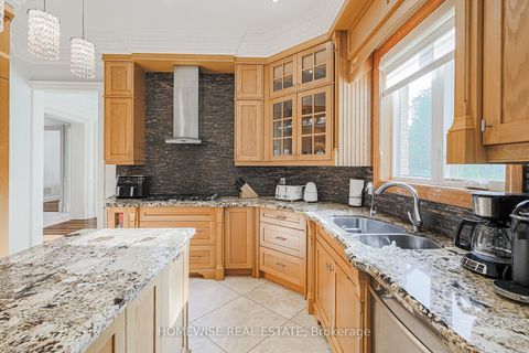 Photo 18 at 2706 Bayview Avenue, Windfields, Toronto