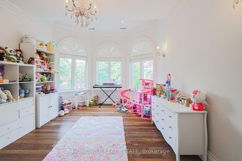 Photo 36 at 2706 Bayview Avenue, Windfields, Toronto