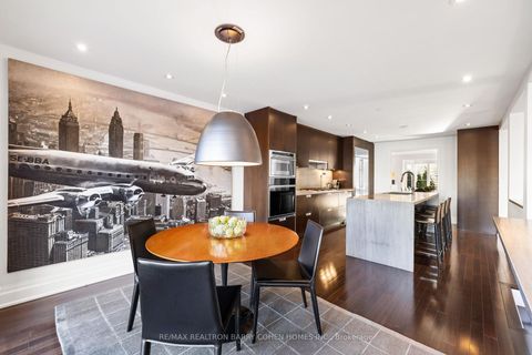 Photo 13 at 215 Lonsmount Drive, Forest Hill South, Toronto