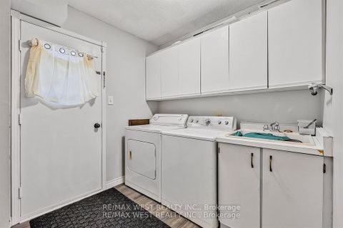 Photo 12 at 230 Browning Trail, Letitia Heights, Barrie
