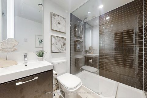 Photo 17 at #1316 - 629 King Street W, Waterfront Communities C1, Toronto