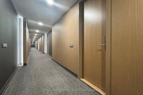 Photo 23 at #1316 - 629 King Street W, Waterfront Communities C1, Toronto