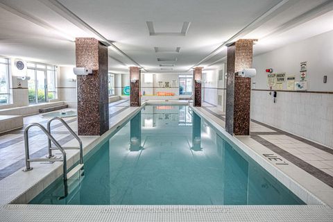 Photo 18 at 402 - 212 Eglinton Avenue, Mount Pleasant West, Toronto